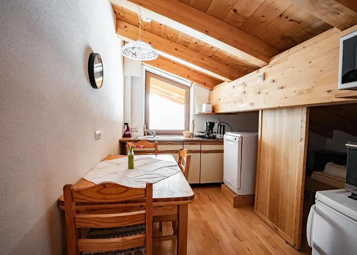 Haus Fries بيت ضيافة 3*